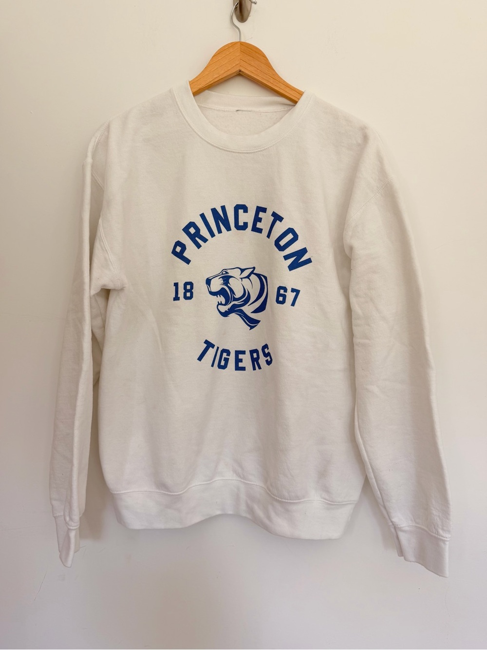 VTG Princeton Tigers 1867 White Crewneck Sweatshirt Classic Unisex Medium
